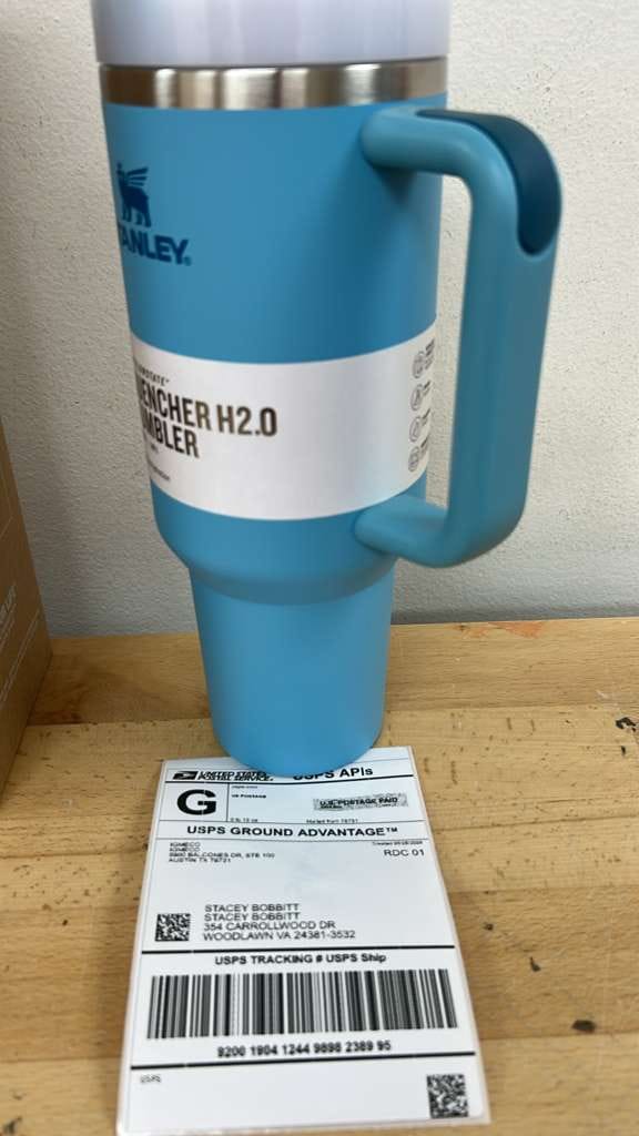 Stanley Quencher H2.0 FlowState Tumbler with Handle & Straw – 40 oz